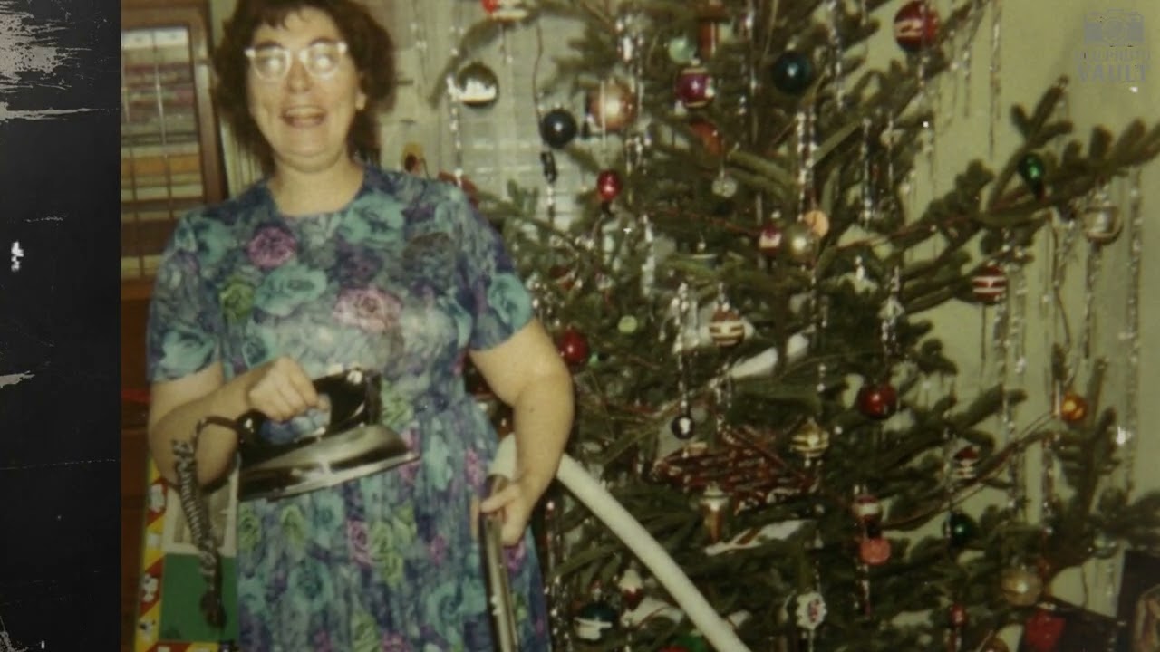 Vintage Photos Reveal Ghosts That Were Never Noticed by Their Subject
