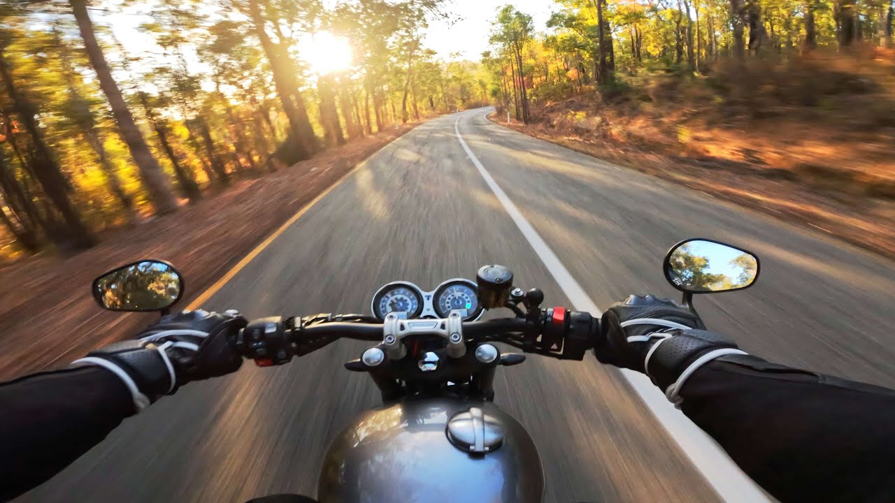 Sunset Cruise | Triumph Speed Twin 1200 | Pure Sound | [4k] | Motovlog