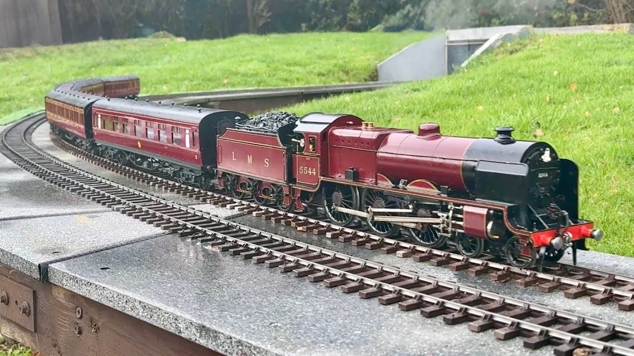 Barrett black 5, Roger Marsh Patriot, 4F Project, Paul Forsythe Belpaire & Aster Pannier gauge 1 