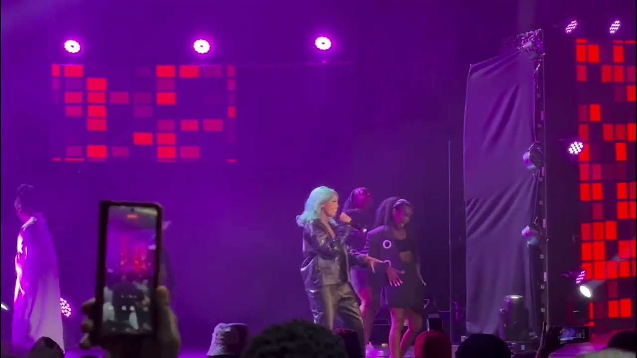 Young Gemini & Ba Shupi va performer Godo pasina Stunner @ NAMA AWARDS 2026