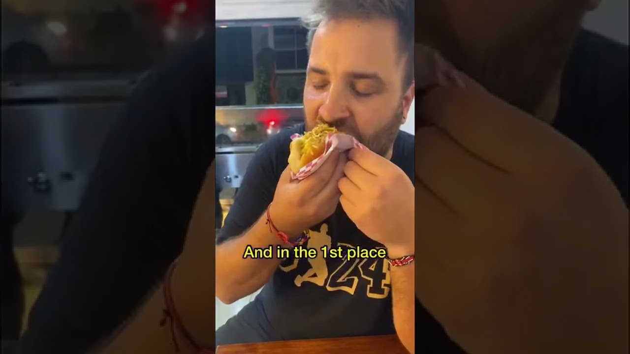 Колумбийская уличная еда в Медельине 🇨🇴