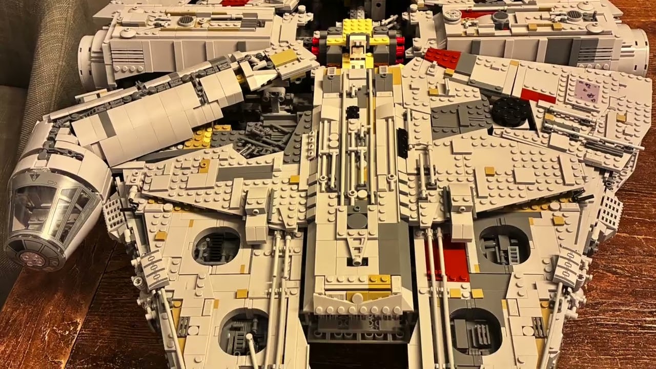 Millennium Falcon Lego 2026