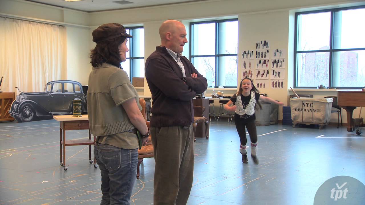 Annie's Lee Mark Nelson as Daddy Warbucks
