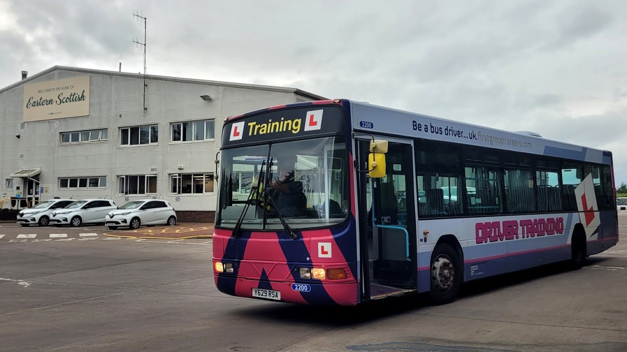Preserved Volvo B10BLE Wright Renown | Y629RSA | First Aberdeen 629 (62164)