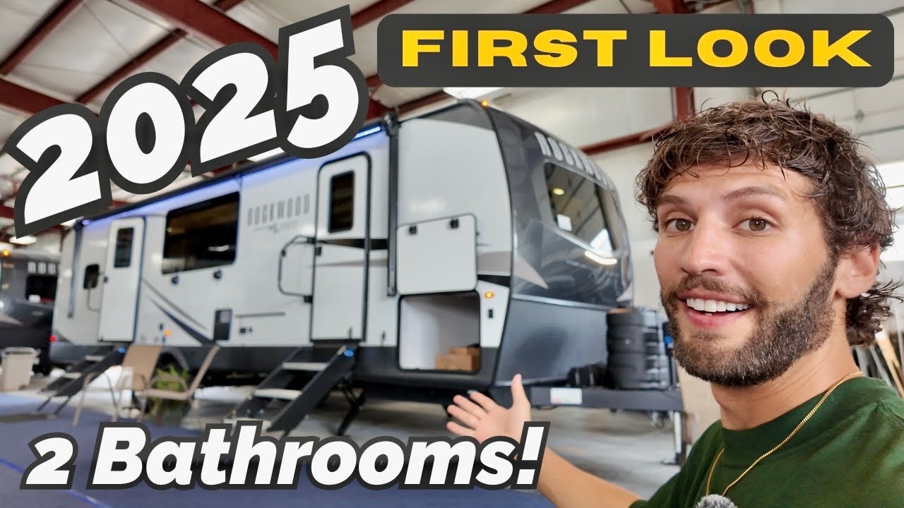 NEW layout for 2025 with 2 bathrooms! 2025 Forest River Rockwood 2918BH travel trailer RV