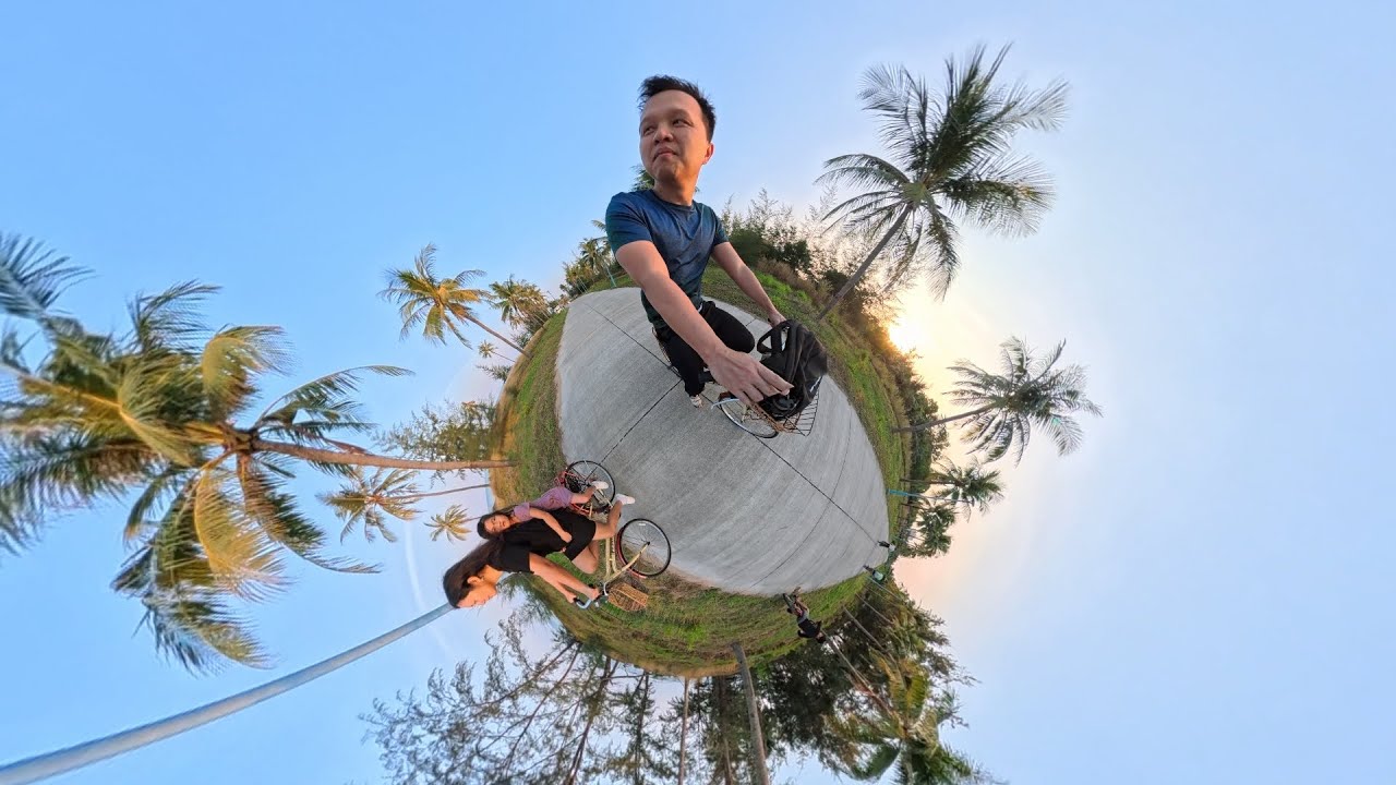 Đạp xe dọc Bãi Trường sau khách sạn Best Western - Phú Quốc