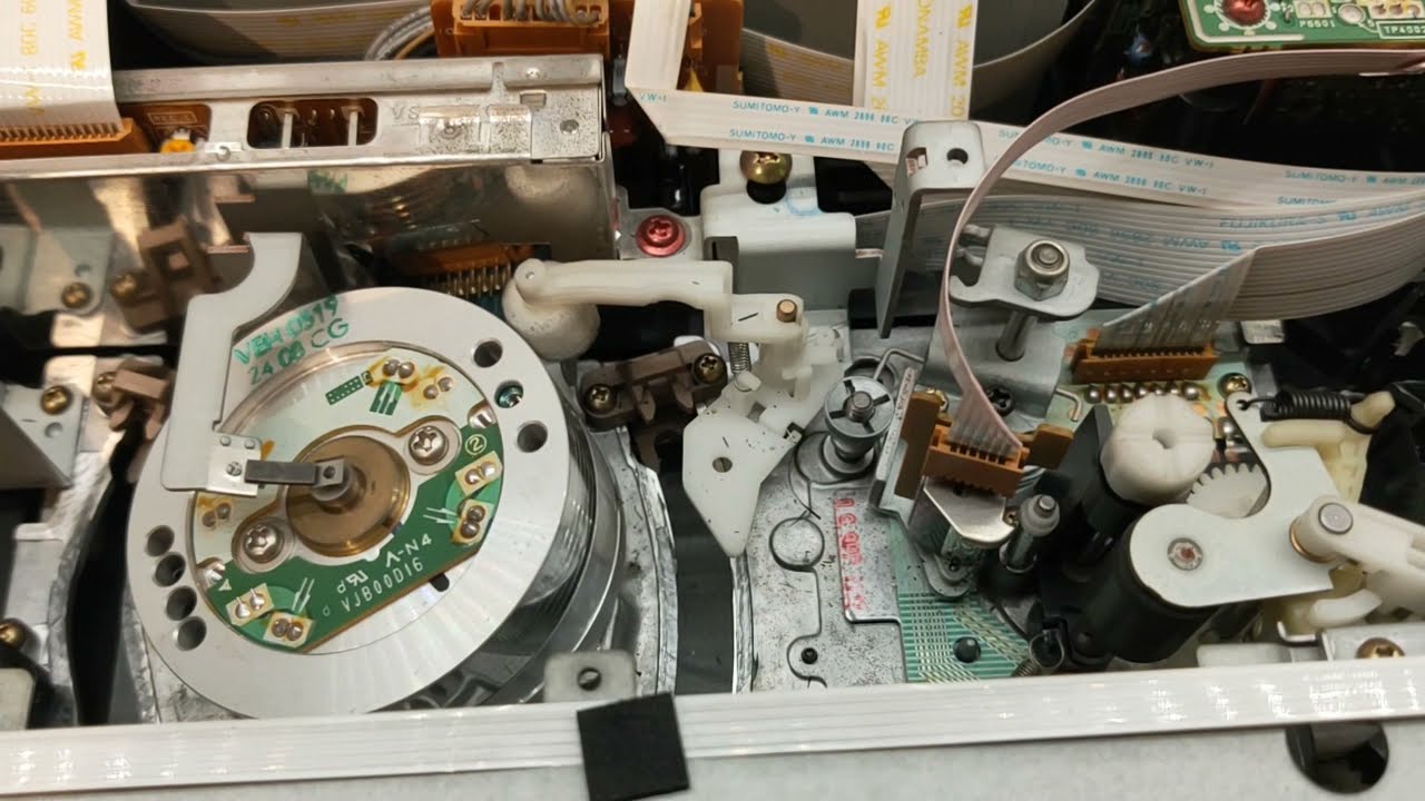 Panasonic NV-J46 : Tentative de réparation (partie 1)