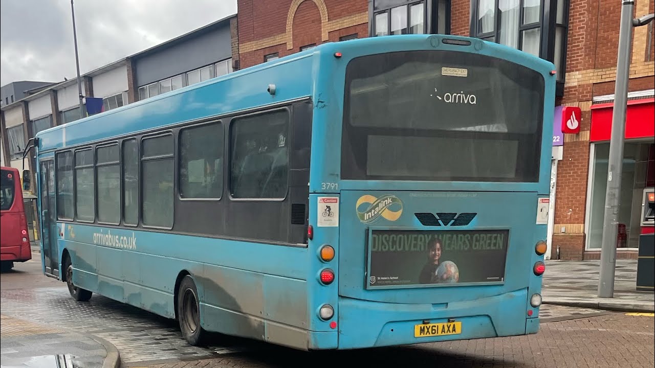 HELLFIRE!! Arriva Herts and Essex VDL SB200 Wright Pulsar 2 3791 MX61 AWA on Route 302