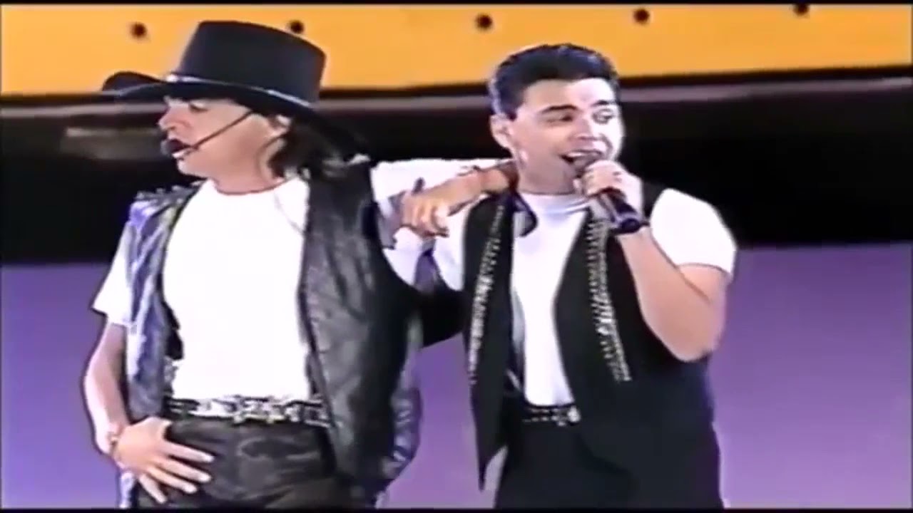Amigos 1995 - Zez&eacute; Di Camargo & Chit&atilde;ozinho cantam 