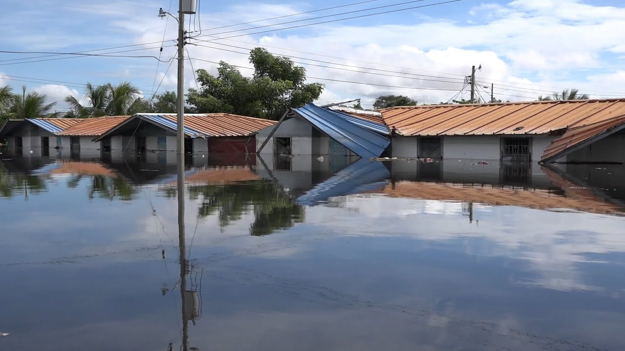 Residencial los Castaños Choloma, Inundado por segunda vez. #TormentaIOTA.