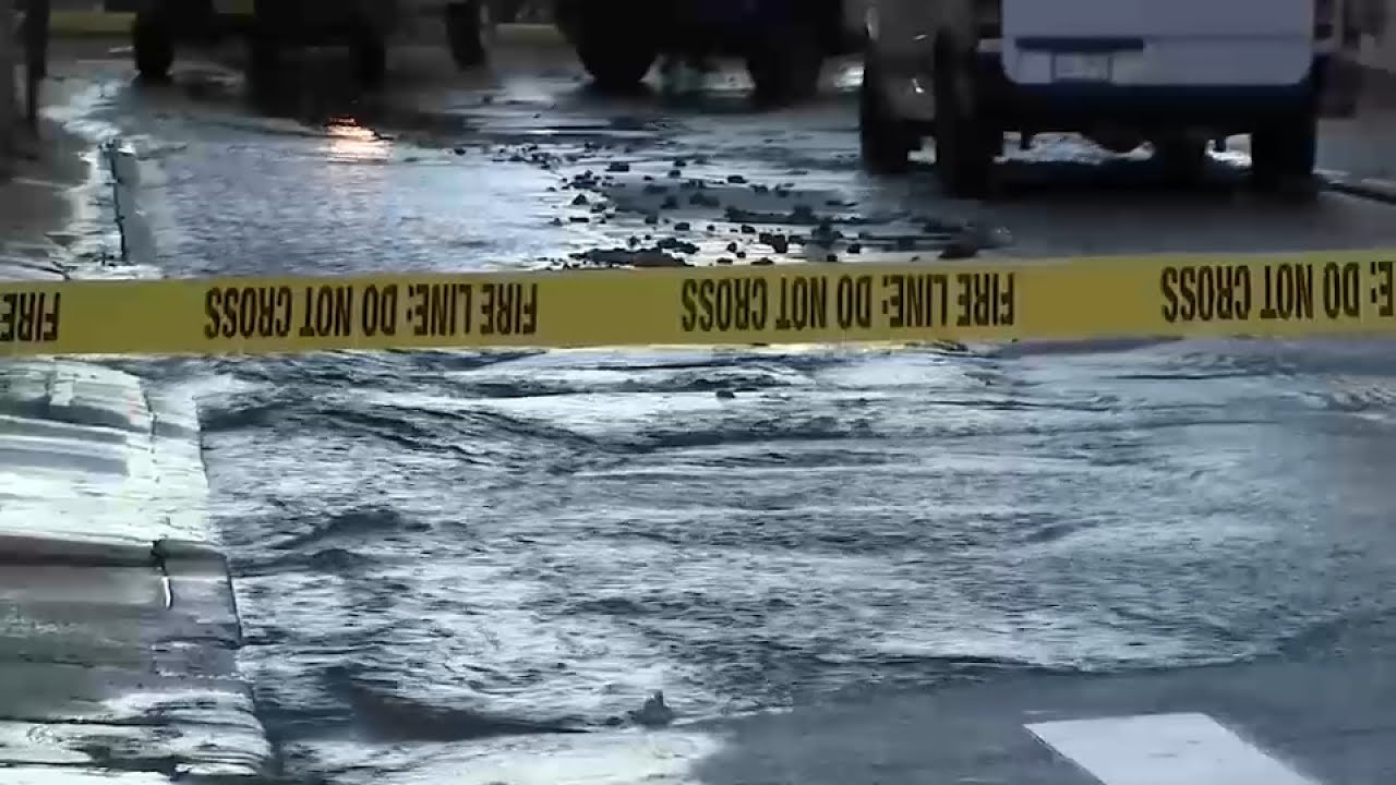 Clean-up continues on water main break near Queens-Midtown Tunnel in Long Island City
