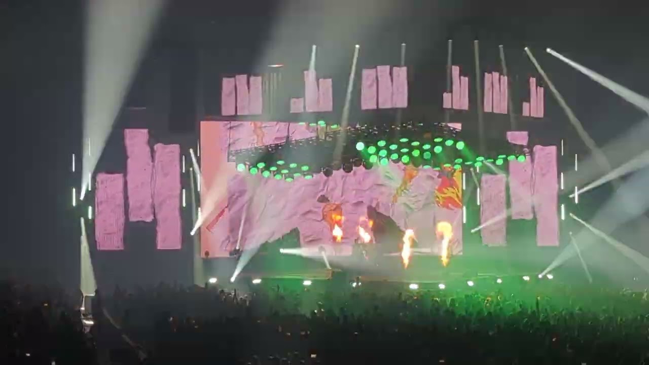 Busted - Thunderbirds are Go!   (10/10/25 Newcastle Utilita Arena)