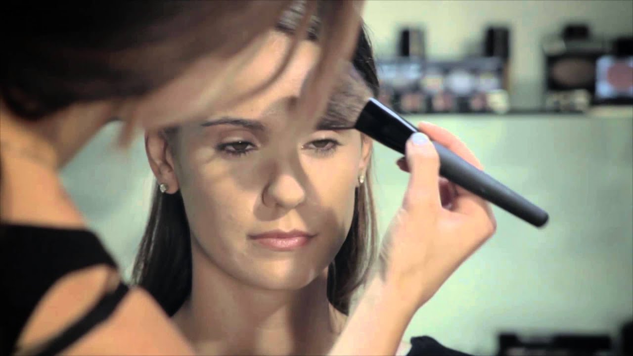 Make Up by HD Brows: Finishing Powder