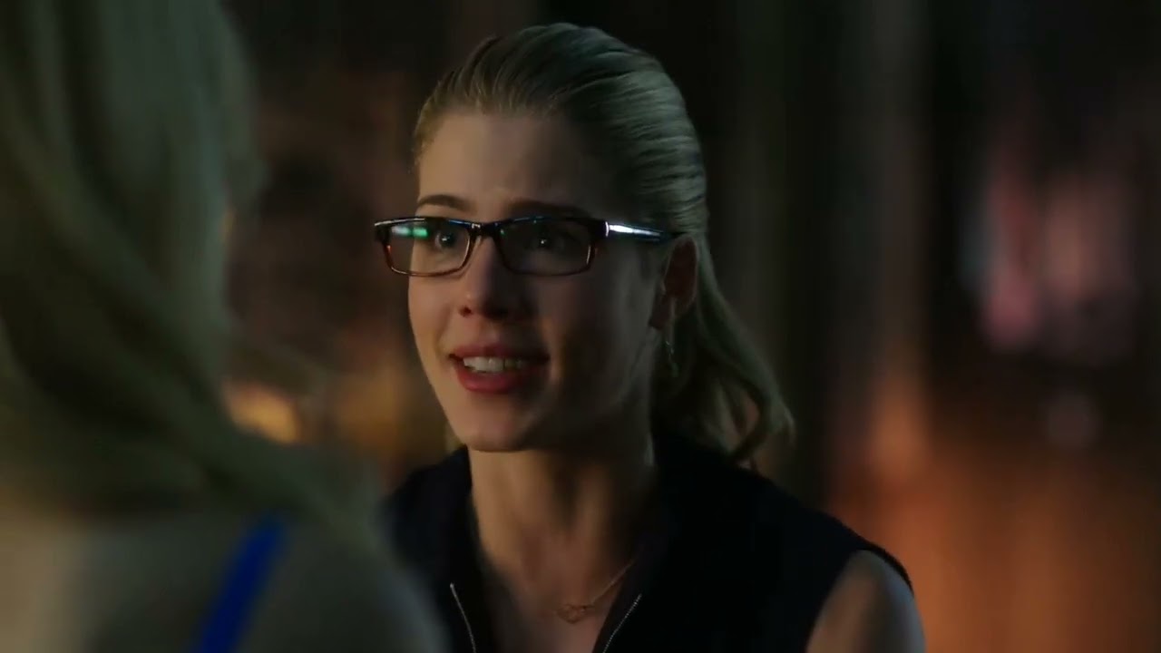 Felicity lose her cool with mom | Arrow | 3x5 (HD)