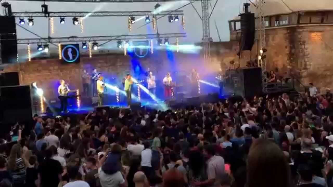 נצ'י נצ', טונה והדג נחש - בור ועם הארץ / חליפות