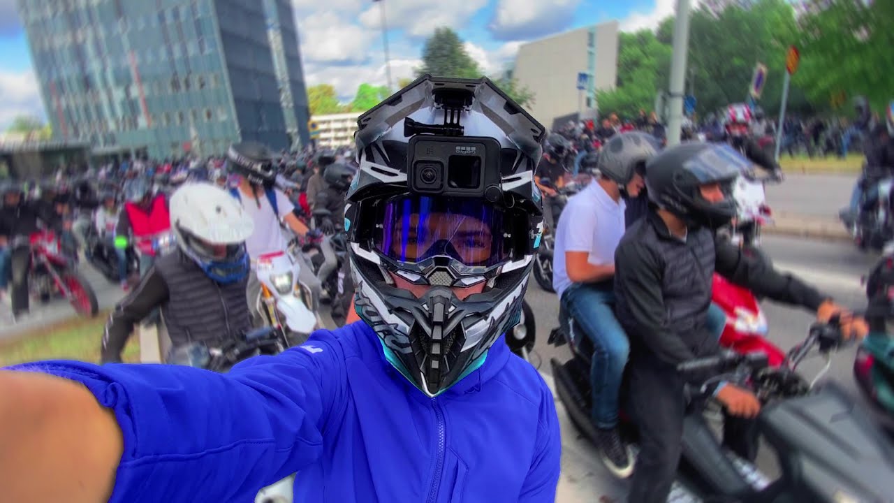 1500 mopeds TOOK OVER THE CITY!!  | FRIHAMNEN 2024 |