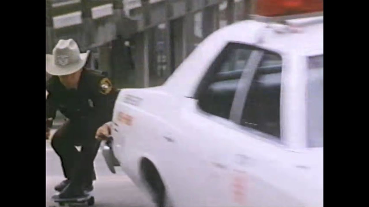 Traxx Opening Scene