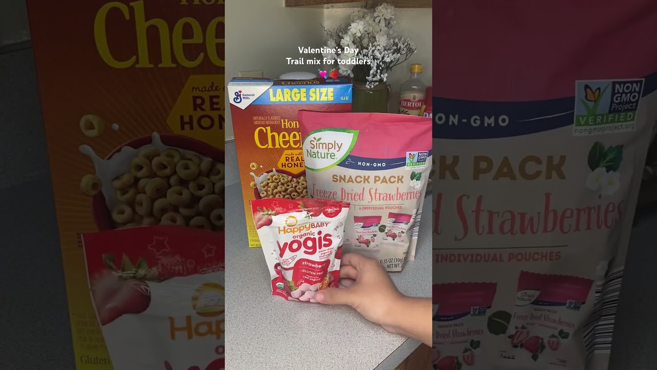 #toddlersnacks #toddlerfood #toddlermom #toddlermusthaves #snacksforkids #valentinesday #ytshorts