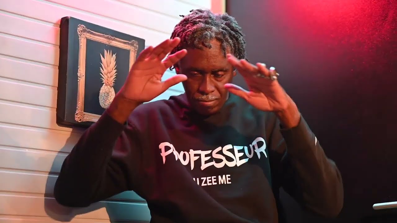Professeur - Play Music