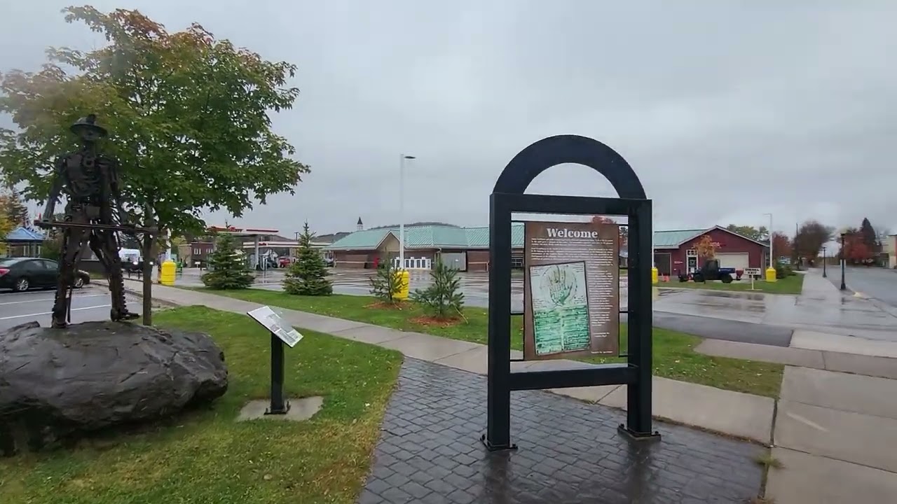 Downtown Bessemer Michigan Walk