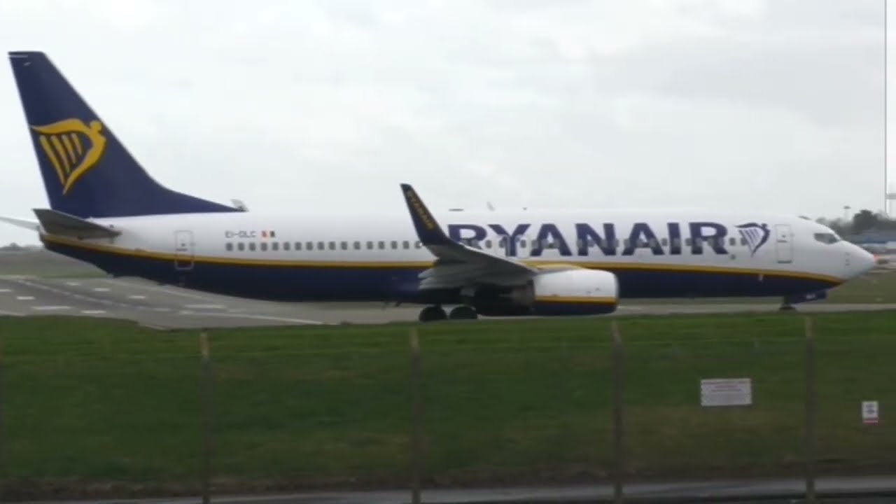 Extreme Plane Takeoff Close View | Ryanair Boeing 737 Full Power Departure