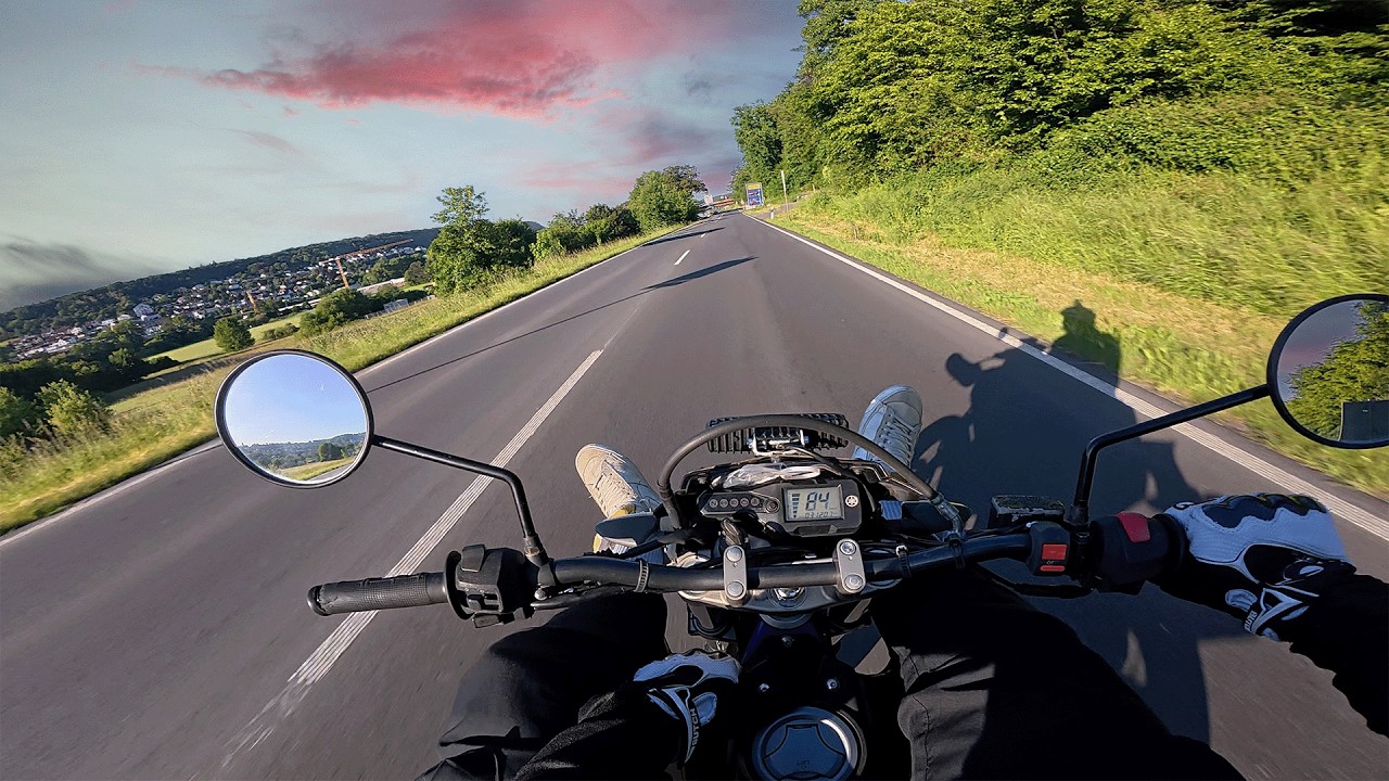 Ich hab’s getan – Yamaha WR125X Supermoto abholen! Roadtrip mit Sis || VLOG #20