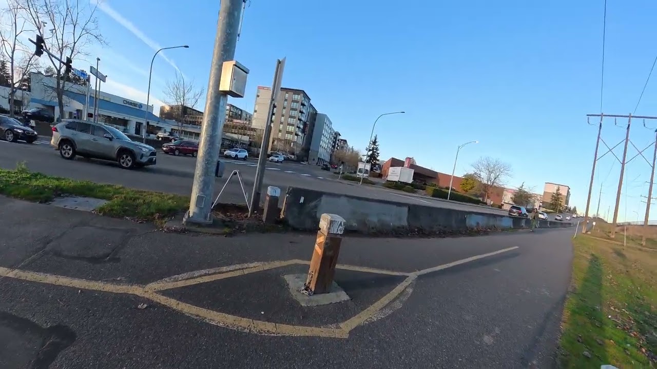 Biking Interurban trail through South Lynnwood, WA (4K 60FPS)
