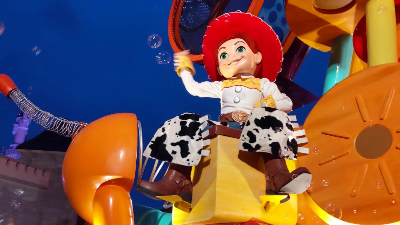 Disney Stars on Parade, Disneyland Paris, December 2019