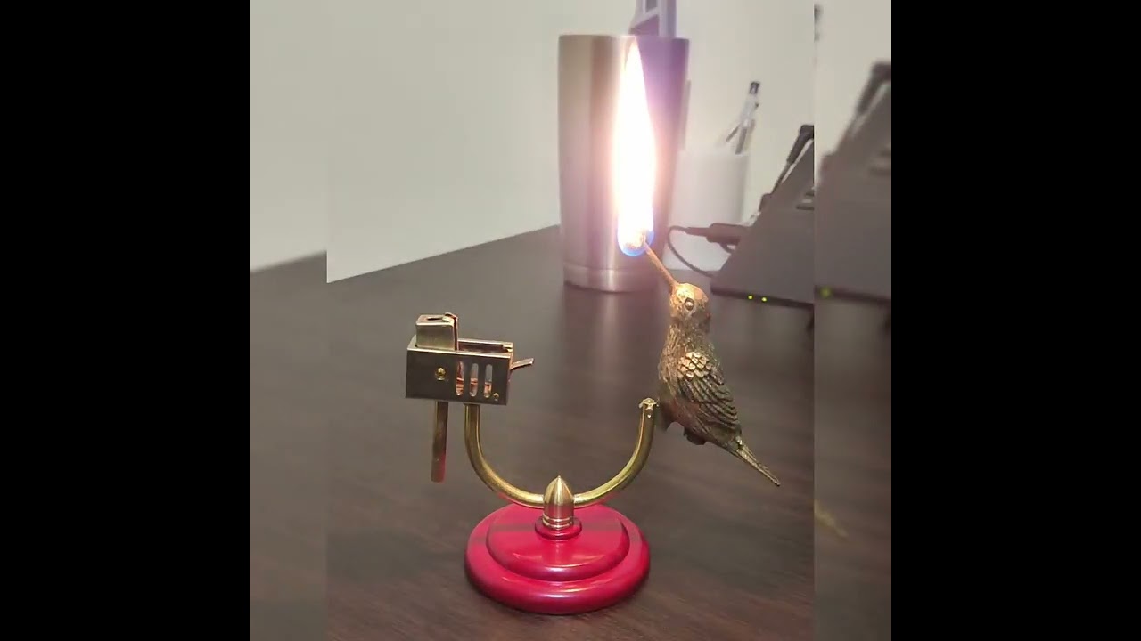 desktop Retro bird kerosene lighter
