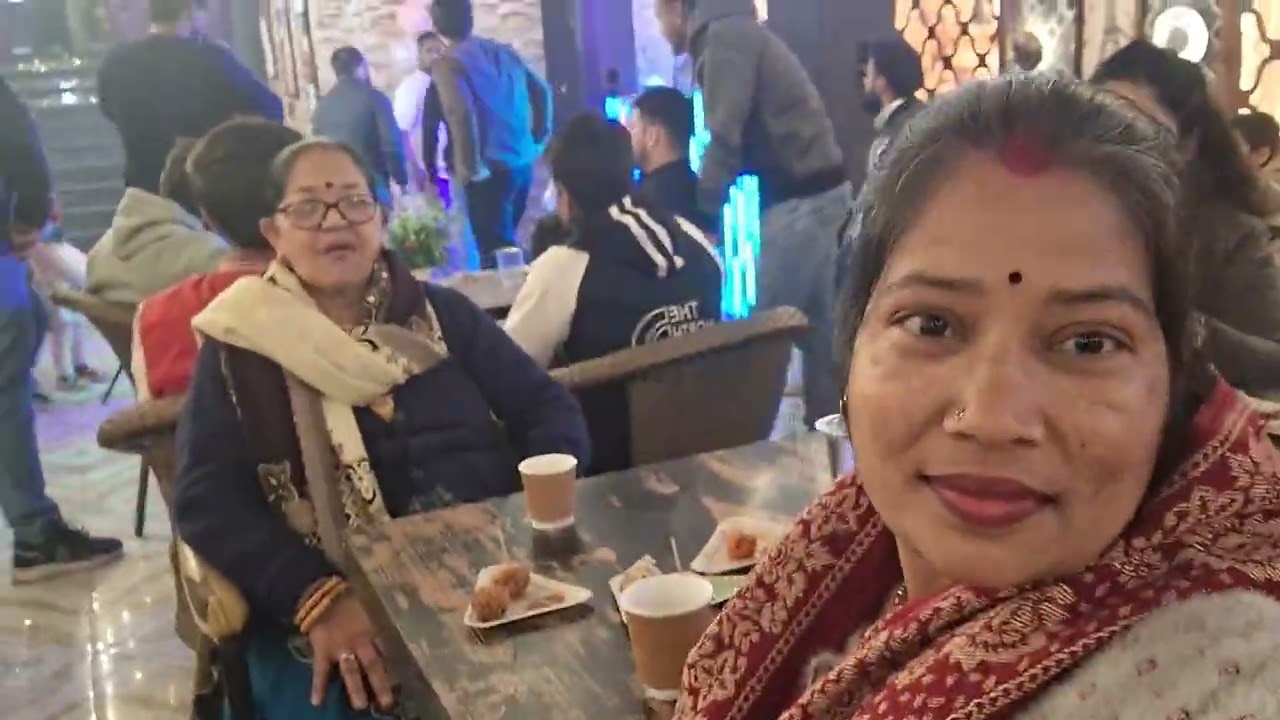 AJJ MUMMY  OR MEH PARTY ME GYE 🙏😁😁