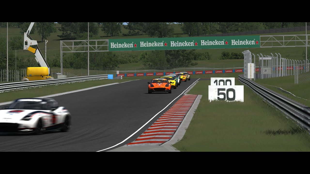 Assetto Corsa - Mazda MX5 Cup - Hungaroring (Hood)