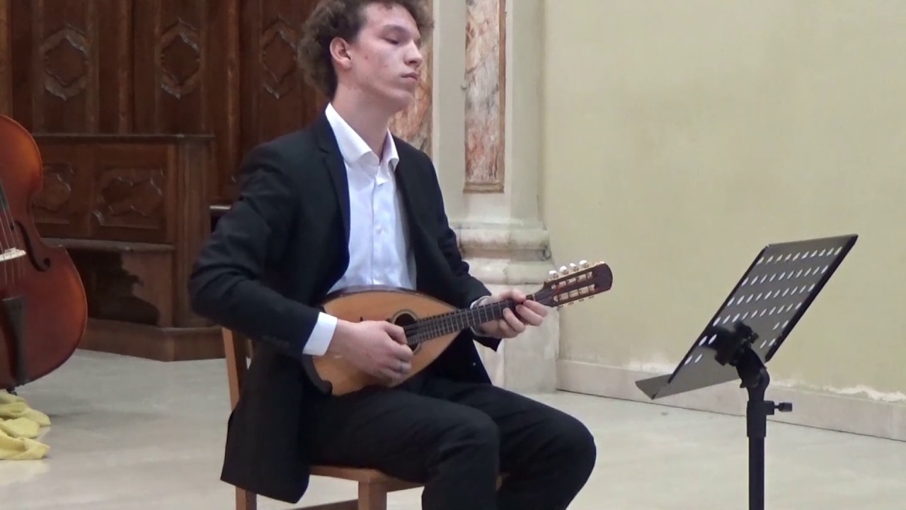 "Preludio n° 15" di R. Calace. Mandolino: Giacomo Giabelli. - 2° Concorso Musicale Bergamo 2017