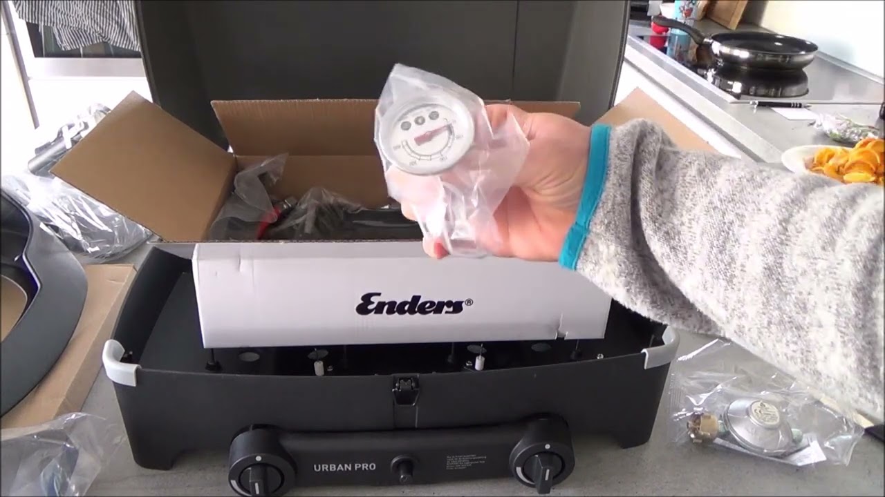 Enders Gasgrill URBAN PRO  Tischgrill  Grillen Grill Aufbau