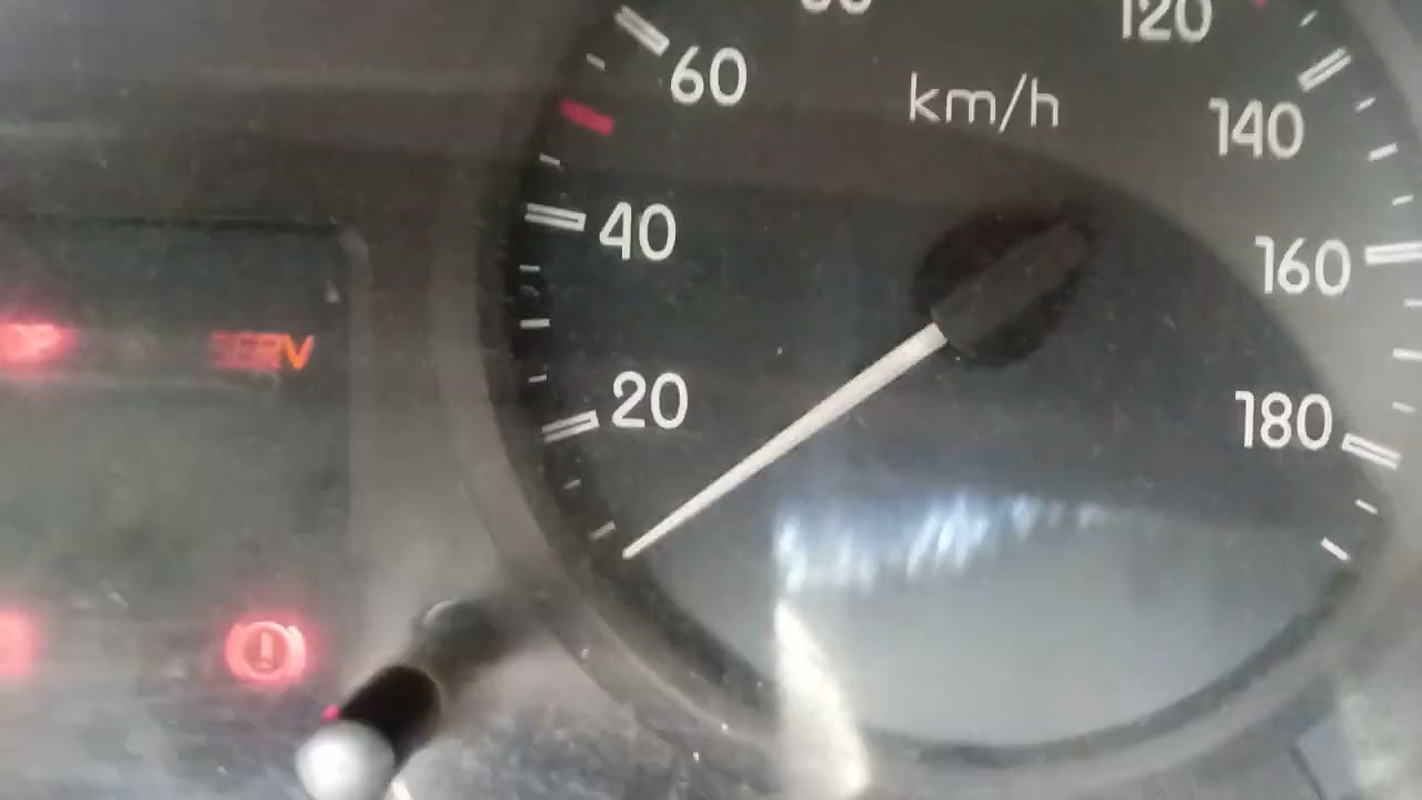 Renault master 2011 com luz de serviço açesa no painel
