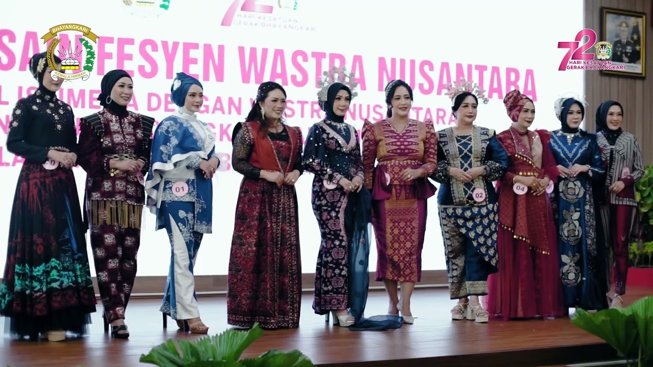 LOMBA DESAIN DAN FASHION SHOW WASTRA NUSANTARA 2024