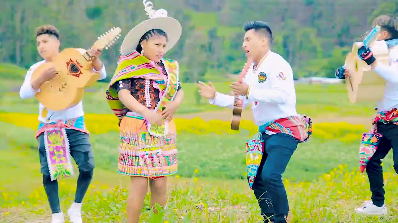 NUEVA INVASION TEMA: ROSALINDA....NATIVO PRODUCCIONES