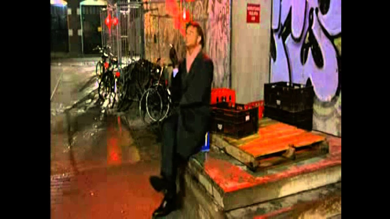 Aprire l'auto col piercing.