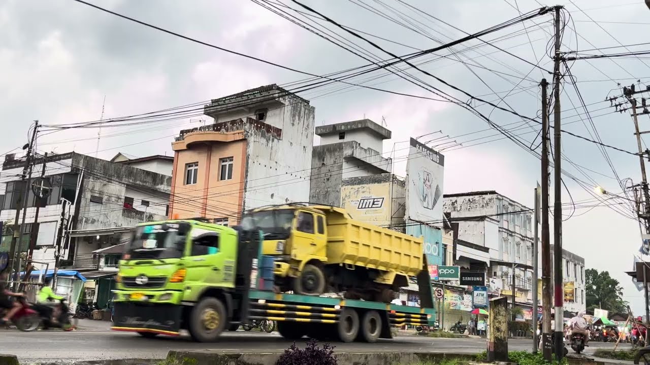 CCTV JALANAN || LINTAS TIMUR JALUR ALTERNATIF YANG TEPAT UNTUK MUDIK LEBARAN 2026