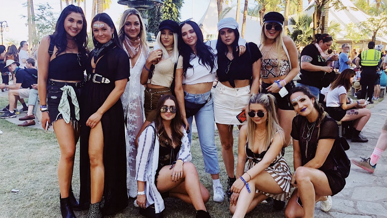 COACHELLA DAYS 1 & 2 | Palm Springs Photoshoot, Beyonce + more