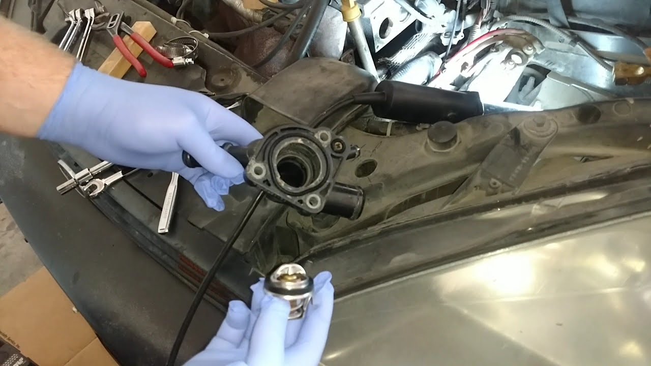 Replace Thermostat 2003 Ford Focus 2.0L SOHC SPI