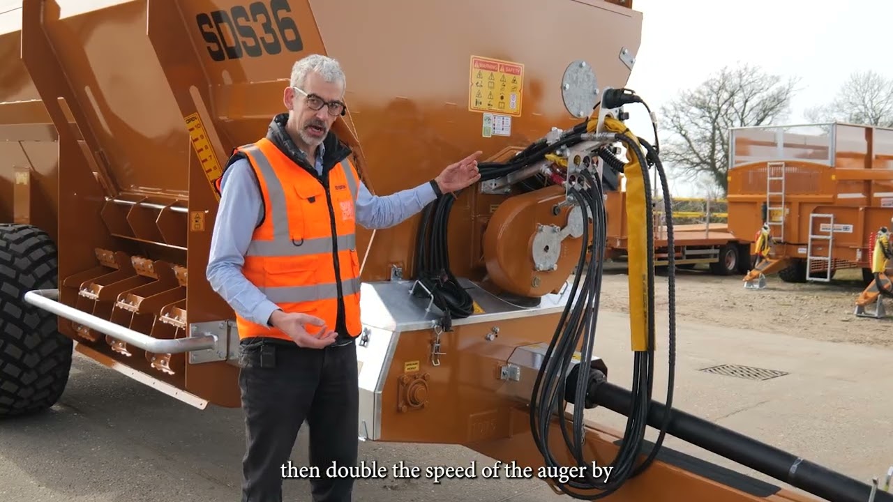 Richard Western SDS36 Tandem - Side Discharge Spreader