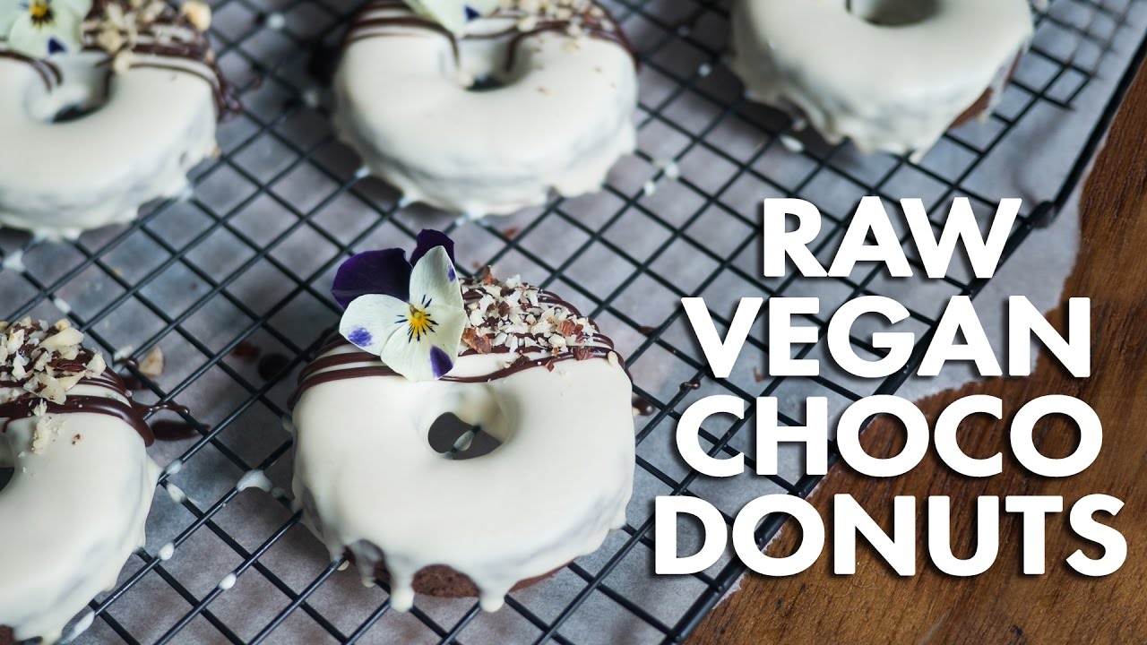 Raw Vegan Chocolate Donuts