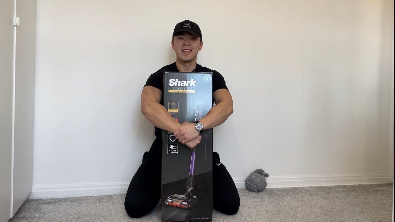 SHARK ANTI HAIR WRAP CORDED STICK VACUUM HZ500UK UNBOXING + REVIEW