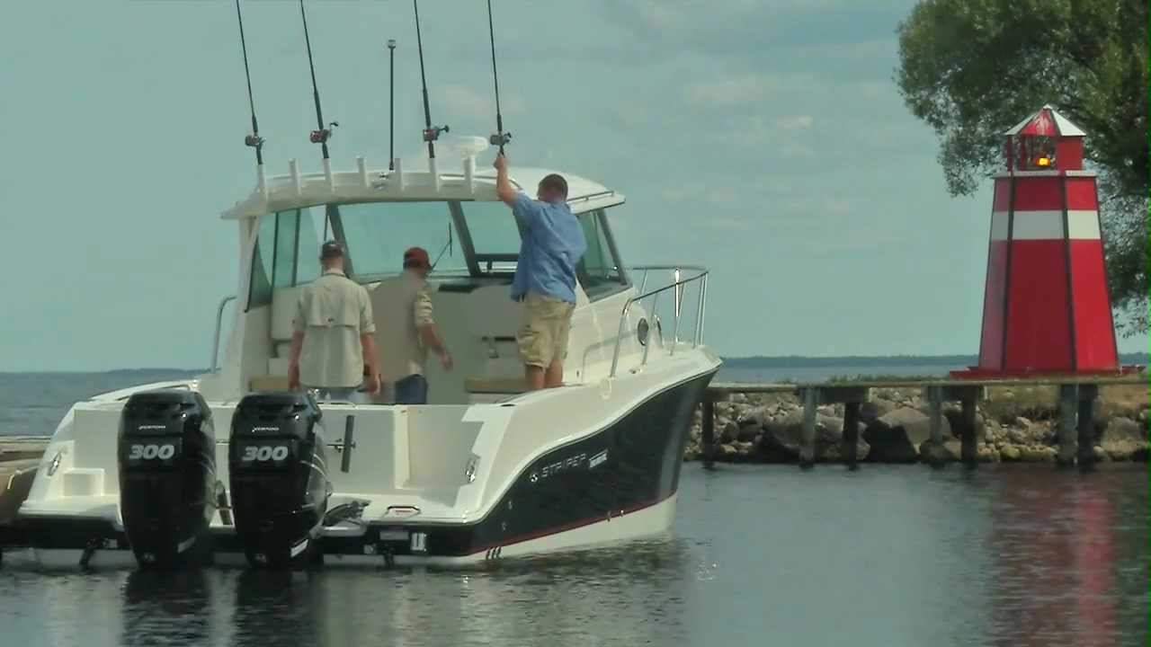 29 Foot Walkaround Fishing Boat by Striper Boats