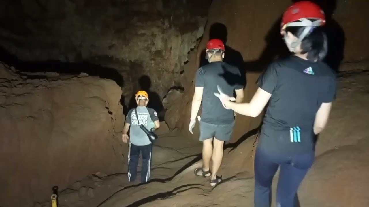 ONE DAY TOUR LANGUN GOBINGOB CAVES CALBIGA, SAMAR PHILIPPINES