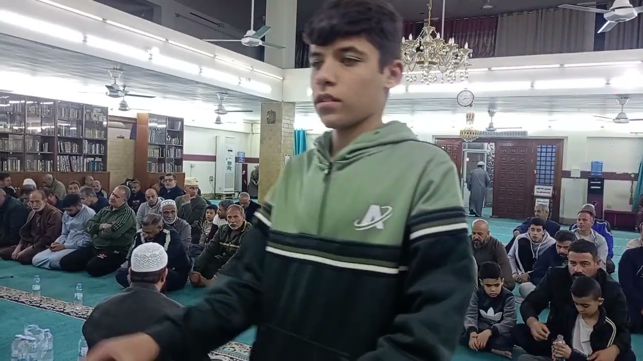 3رقم 12#3#2026 صلاه تراويح في شهر رمضان يوم 23جامع عرفات كان أمام الصلاةدكتور حيدر هادي العودةلرفاعي
