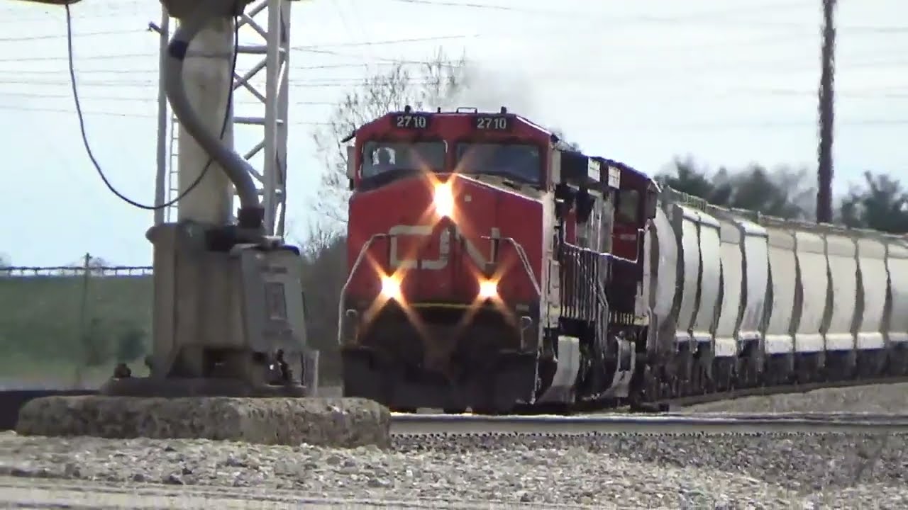 BNSF Galesburg Yard busy Part II afternoon 9 trains May 4, 2022