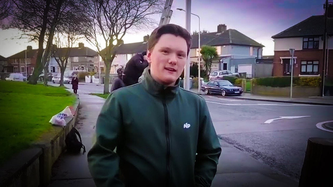 Поднятие национального флага в южно-центральной части Дублина.