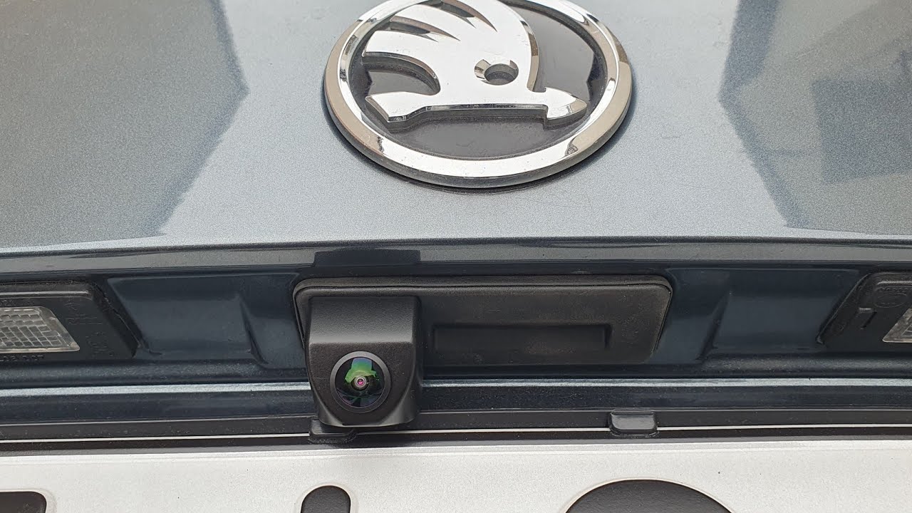 Skoda Fabia III (NJ3) - Reversing Rear camera installation