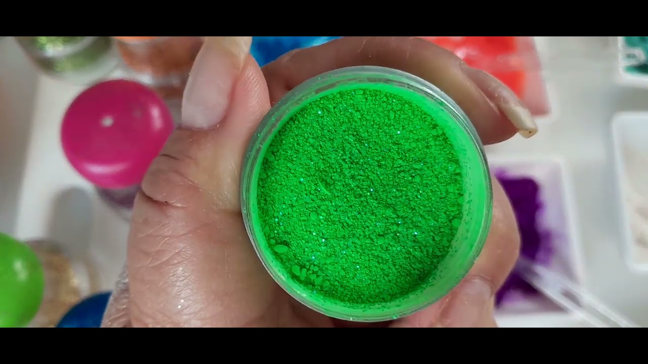 DIY ANILINAS MINERALES Y MAQUILLAGE PARA OJOS CON ESCARCHAS PARA MASA FLEXIBLE